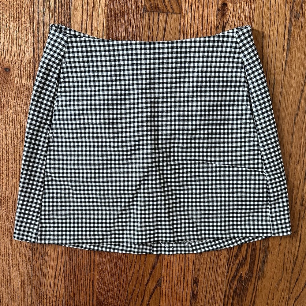 Urban Outfitters | Gingham Skirt | XS
